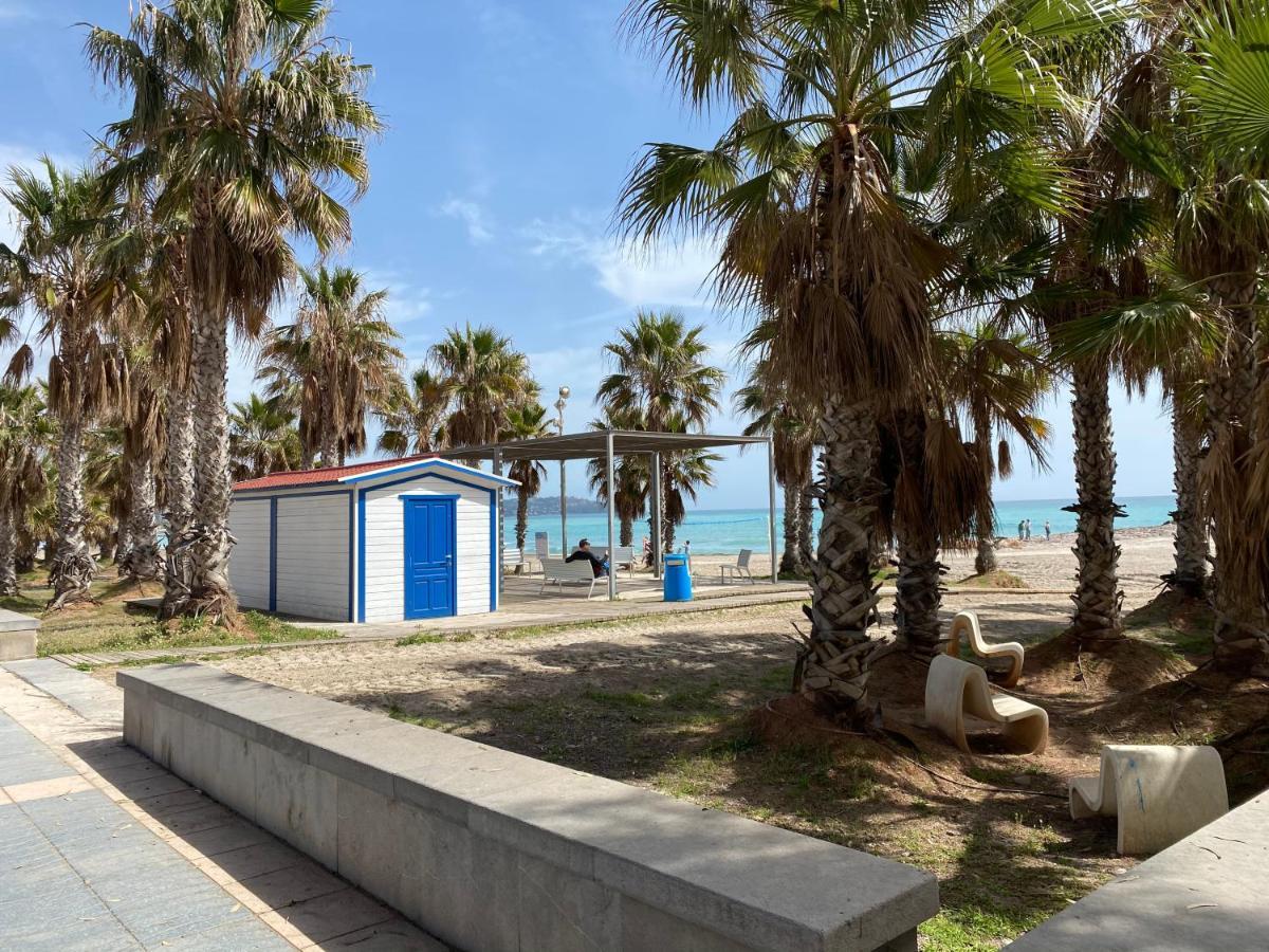 Casa Ibicenca En Benicasim A 3 Minutos De La Playa Lejlighed Benicàssim Eksteriør billede