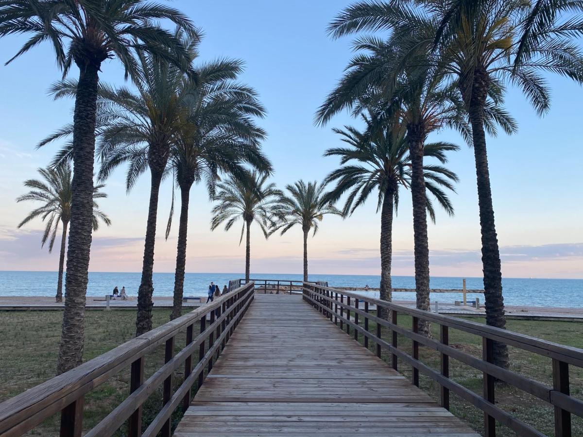 Casa Ibicenca En Benicasim A 3 Minutos De La Playa Lejlighed Benicàssim Eksteriør billede
